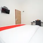 Oyo 251 The Maximus Inn Hotel