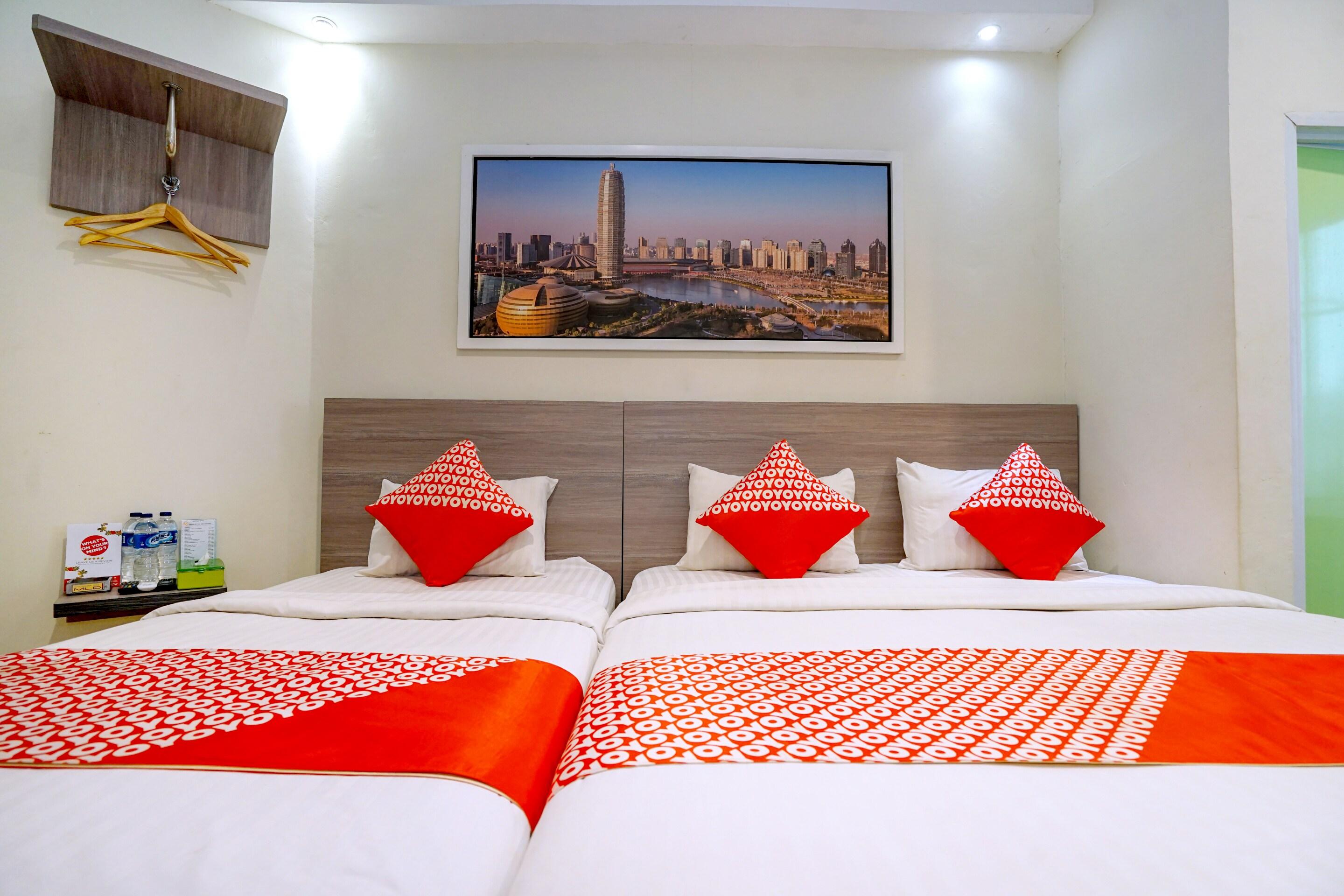 Oyo 251 The Maximus Hotel