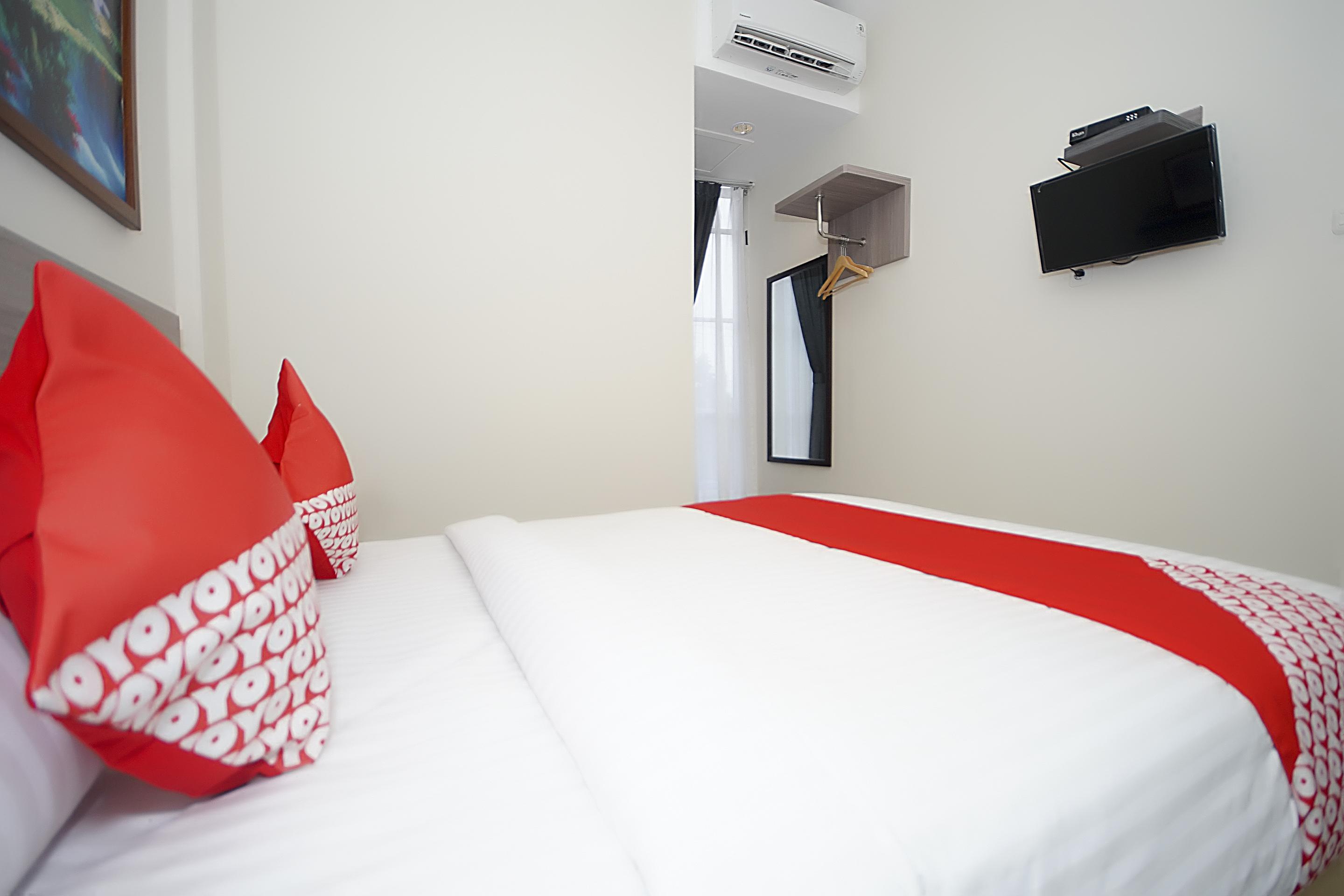 Oyo 251 The Maximus Hotel