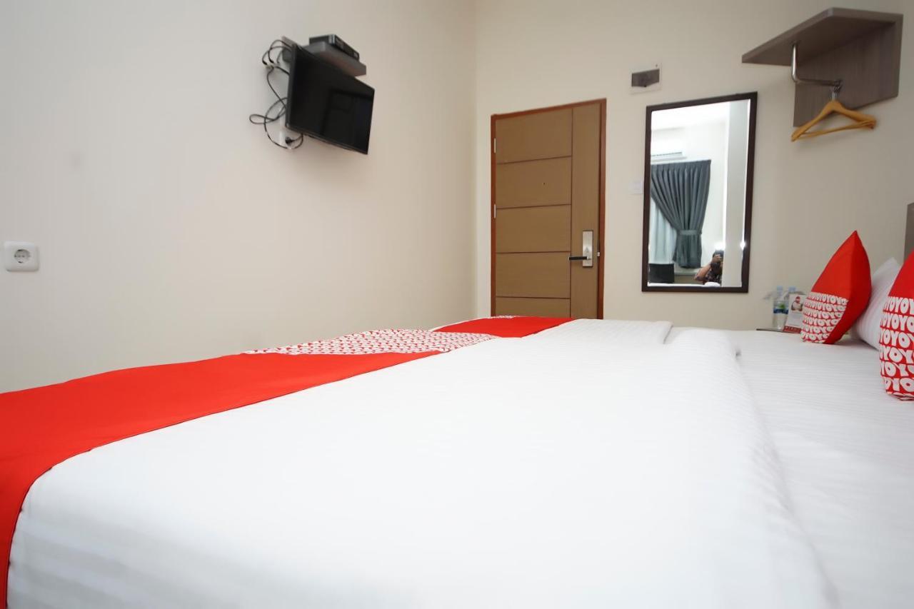Hotel Oyo 251 The Maximus Palembang