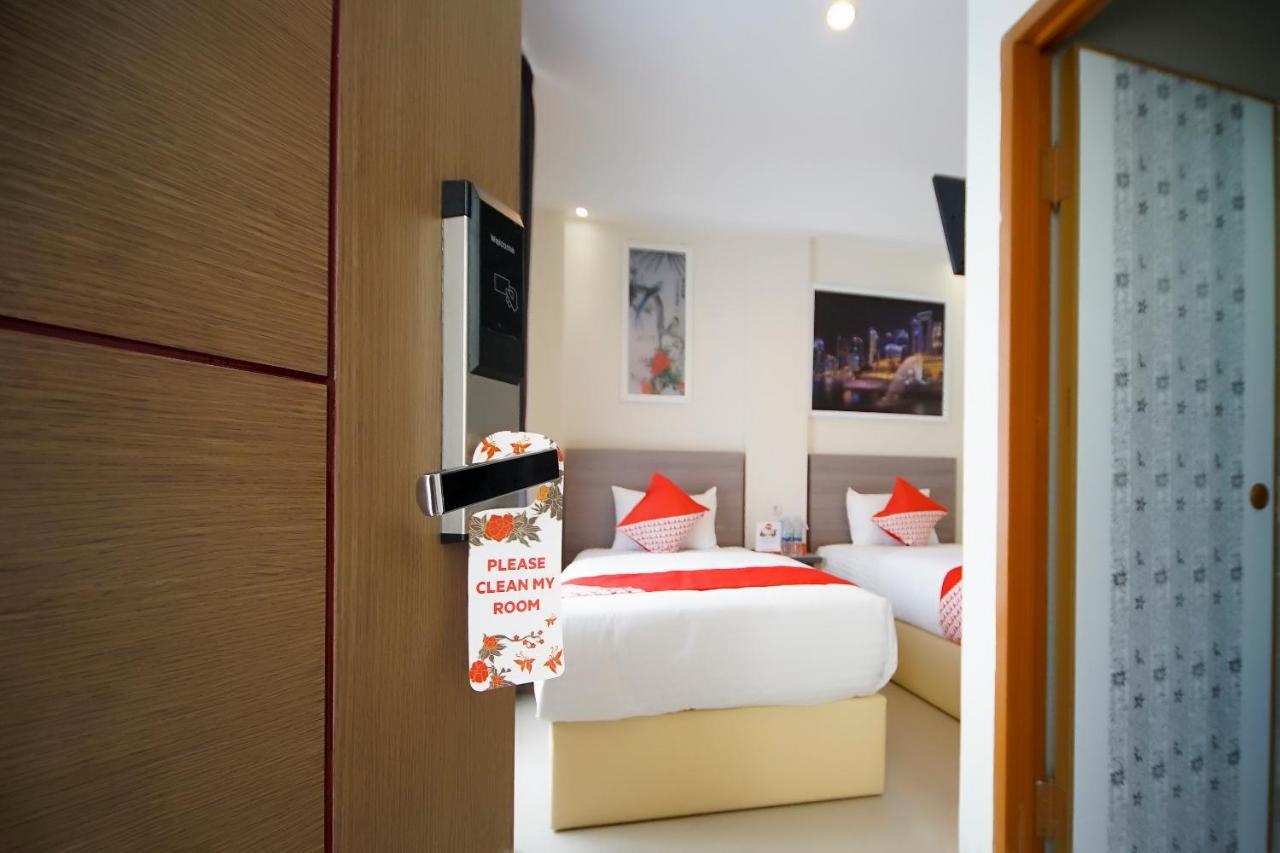 Oyo 251 The Maximus Hotel 2*