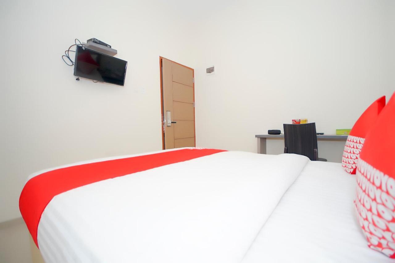 Oyo 251 The Maximus Hotel Palembang